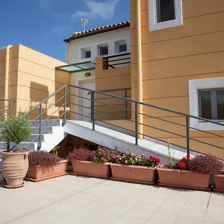 Gorge 3* Fratíon